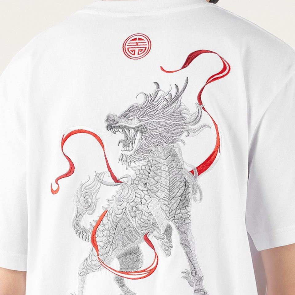 EMBROIDERY T-SHIRT RED SASH QILIN #034